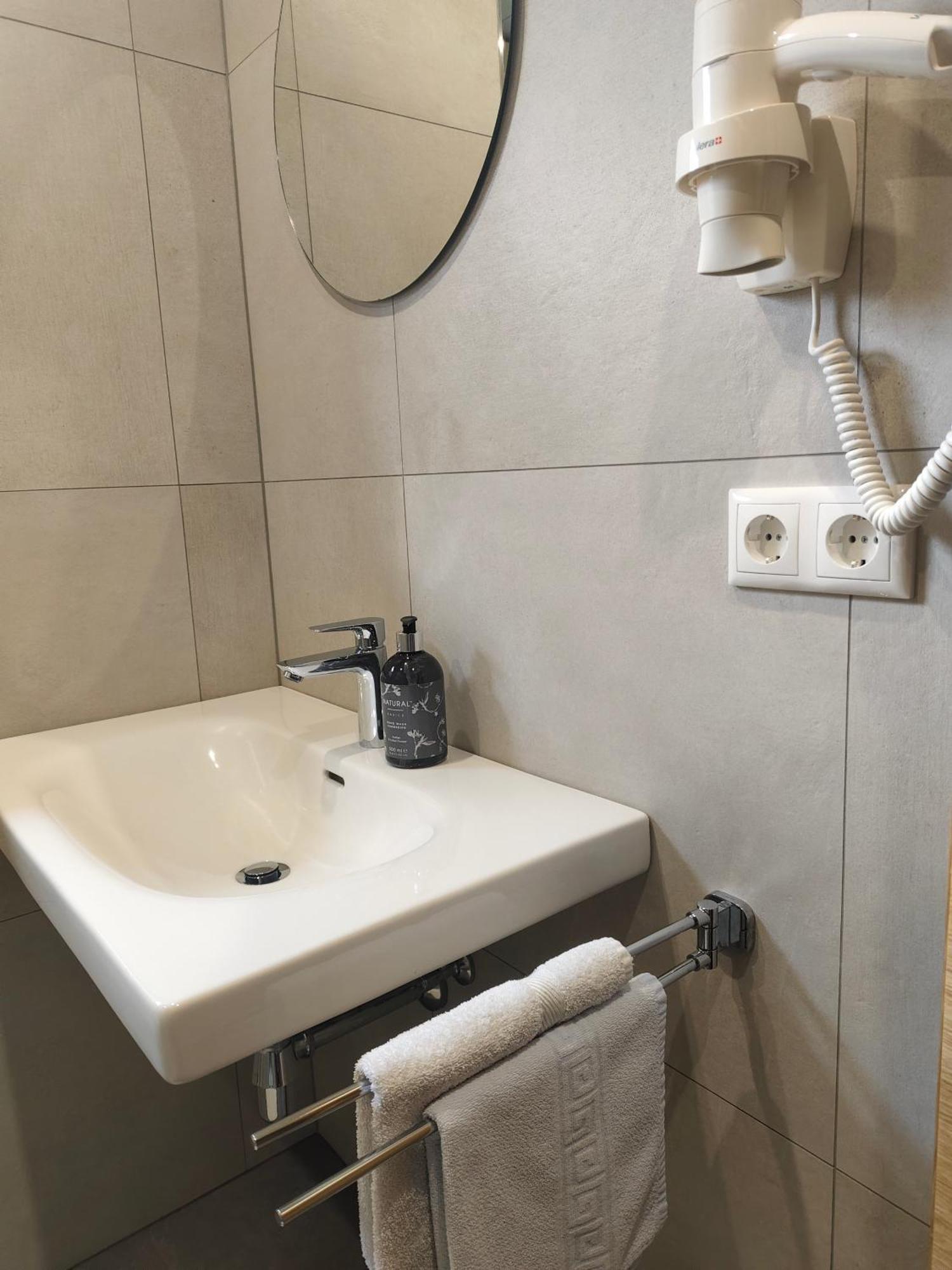 מאיירהופן Gaestehaus Holaus מראה חיצוני תמונה