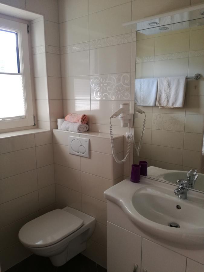מאיירהופן Gaestehaus Holaus מראה חיצוני תמונה